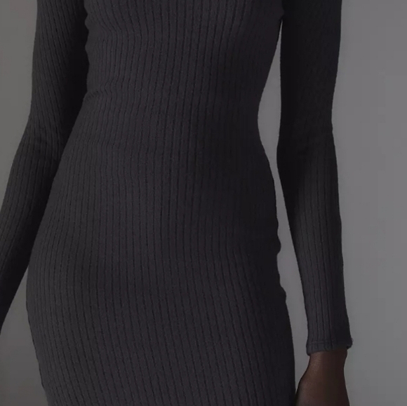 Urban Outfitters Cookie Off the Shoulder Sweater Midi Dress in Black Sz L NWT - Picture 7 of 11